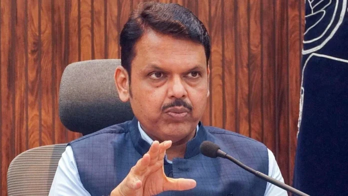 फडणवीस का राज ठाकरे पर हमला: ‘वोट चोरी’ के दावों पर बोला झूठा प्रचार, जनता को गुमराह करने की कोशिश