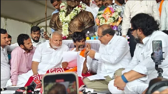 मनोज जरांगे मराठा आरक्षण आंदोलन की बड़ी जीत: महाराष्ट्र सरकार का फैसला, कुनबी प्रमाण पत्र पर बनेगी कमेटी